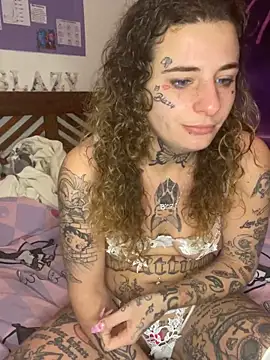 BlazyKitsune- online show from 02.02.25