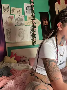 BlazyKitsune- online show from 01.12.26