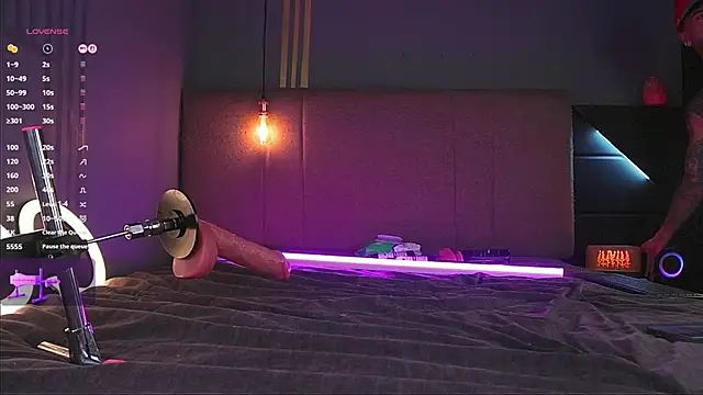 Snapshot of samuel_boy_tatoo chatting on 10.06.25 samuel boy tatoo online show from 10.06.25