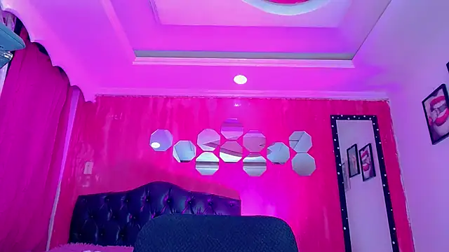 Snapshot of TiffanyMackensyy chatting on 02.20.26 TiffanyMackensyy online show from 02.20.26