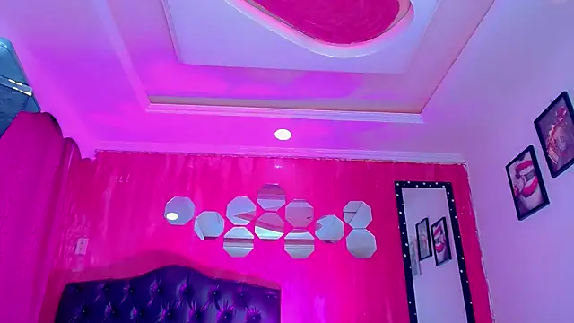 Snapshot of TiffanyMackensyy chatting on 02.26.26 TiffanyMackensyy online show from 02.26.26