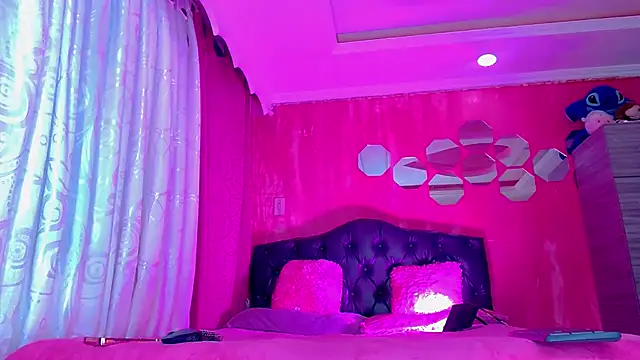 Snapshot of TiffanyMackensyy chatting on 03.07.26 TiffanyMackensyy online show from 03.07.26