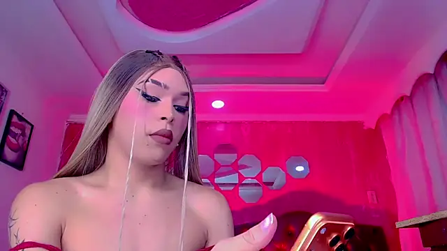 Snapshot of TiffanyMackensyy chatting on 04.30.26 TiffanyMackensyy online show from 04.30.26