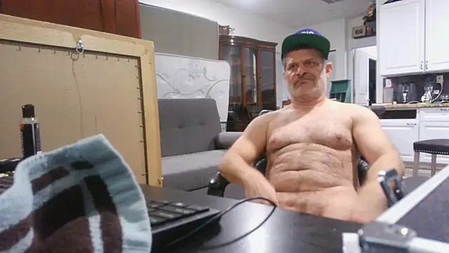 Snapshot of LARawAlways2 chatting on 02.01.25 LARawAlways2 online show from 02.01.25