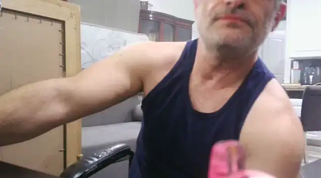 Snapshot of LARawAlways2 chatting on 02.01.25 LARawAlways2 online show from 02.01.25