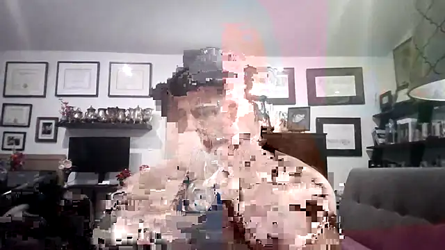 Snapshot of LARawAlways2 chatting on 10.06.25 LARawAlways2 online show from 10.06.25