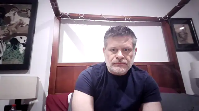 Snapshot of LARawAlways2 chatting on 11.28.25 LARawAlways2 online show from 11.28.25