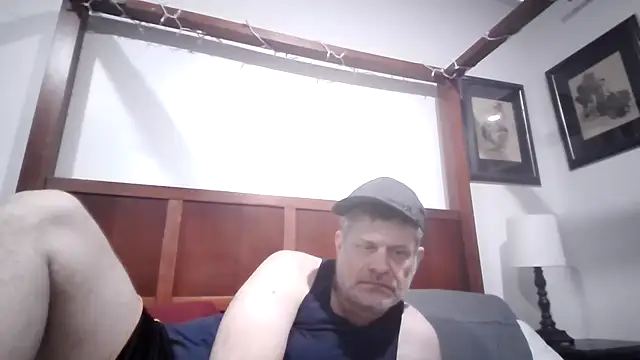 Snapshot of LARawAlways2 chatting on 11.29.25 LARawAlways2 online show from 11.29.25