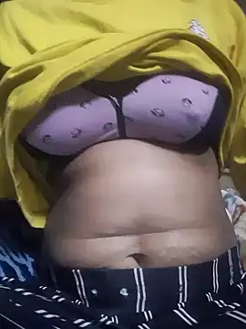 Snapshot of samosa73 chatting on 12.28.24 samosa73 online show from 12.28.24