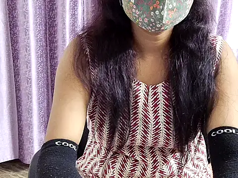 Snapshot of samosa73 chatting on 09.29.25 samosa73 online show from 09.29.25