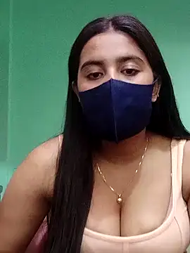 Snapshot of lovely-tanu chatting on 12.13.24 lovely-tanu online show from 12.13.24