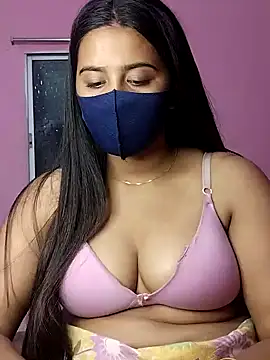 Snapshot of lovely-tanu chatting on 01.04.25 lovely-tanu online show from 01.04.25