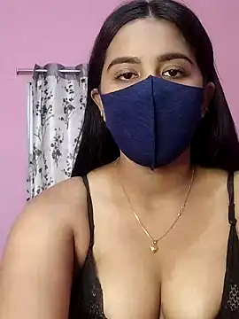 Snapshot of lovely-tanu chatting on 01.13.25 lovely-tanu online show from 01.13.25