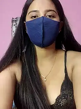 Snapshot of lovely-tanu chatting on 02.08.25 lovely-tanu online show from 02.08.25