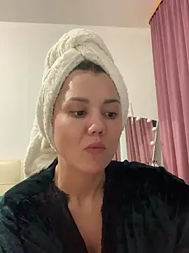 MiraMiss online show from 07.02.26