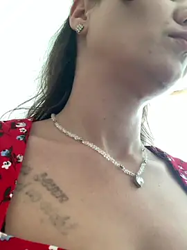 MiraMiss online show from 07.04.26