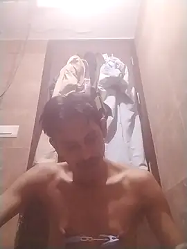 Snapshot of jenilmax chatting on 01.29.25 jenilmax online show from 01.29.25