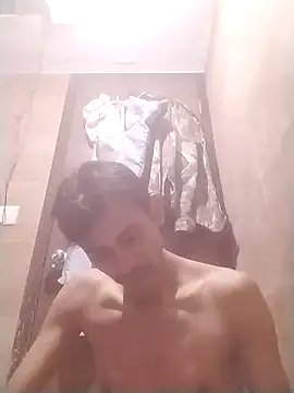 Snapshot of jenilmax chatting on 02.25.25 jenilmax online show from 02.25.25