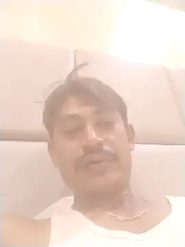 Snapshot of jenilmax chatting on 09.13.25 jenilmax online show from 09.13.25