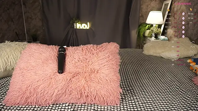 DorisHalsted online show from 12.09.24