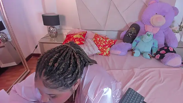 RAVENDIPAUL online show from 12.27.24