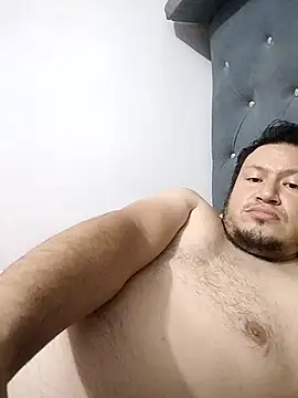 Snapshot of Alee3xxx chatting on 09.24.25 Alee3xxx online show from 09.24.25