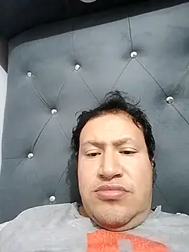 Snapshot of Alee3xxx chatting on 10.12.25 Alee3xxx online show from 10.12.25