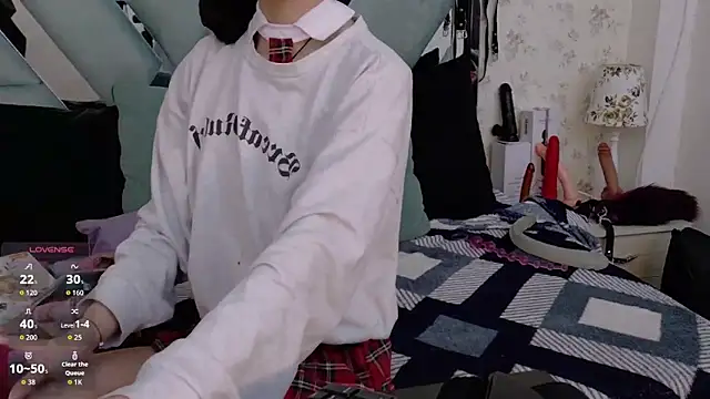 Queenjenn   online show from 03.03.26