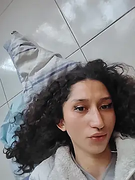 Queenjenn   online show from 04.26.26