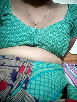 Snapshot of Telugu-mirchi chatting on 09.22.25 Telugu-mirchi online show from 09.22.25