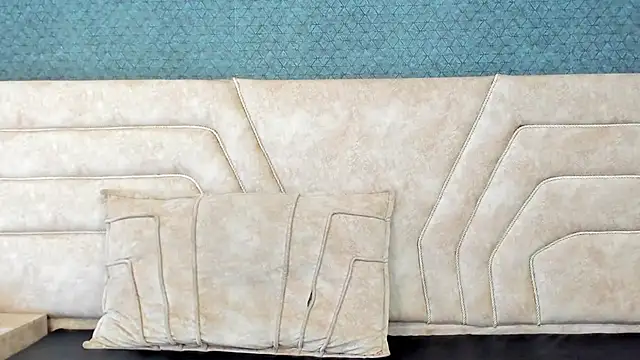 Candy Bony online show from 01.14.25