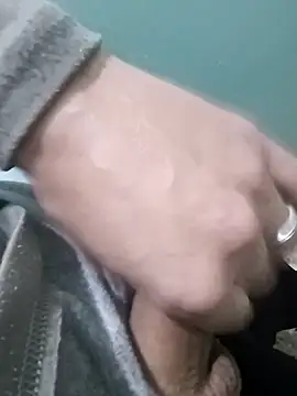 Snapshot of Steve98768 chatting on 12.07.24 Steve98768 online show from 12.07.24