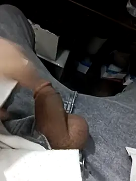 Snapshot of Steve98768 chatting on 12.11.24 Steve98768 online show from 12.11.24