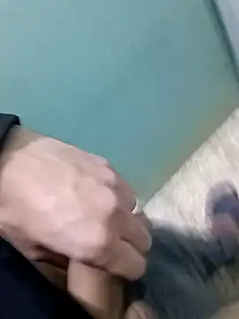 Snapshot of Steve98768 chatting on 12.20.24 Steve98768 online show from 12.20.24