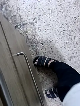 Snapshot of Steve98768 chatting on 10.29.25 Steve98768 online show from 10.29.25