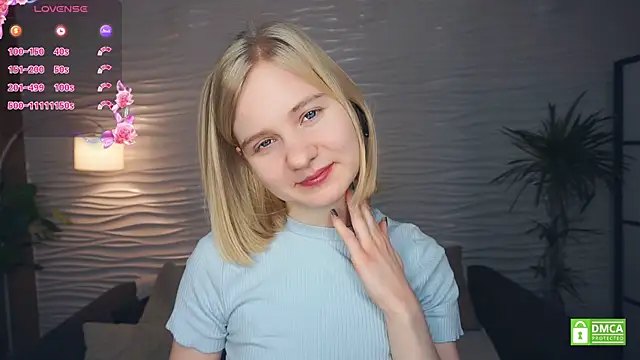 Snapshot of OdelinaFicken chatting on 12.19.25 OdelinaFicken online show from 12.19.25