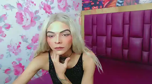 Luna and valery online show from 01.29.25