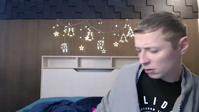 Snapshot of Karry-SEX chatting on 02.26.25 Karry-SEX online show from 02.26.25