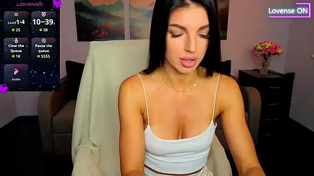 Snapshot of Angelina_Clarks chatting on 08.04.26 Angelina Clarks online show from 08.04.26