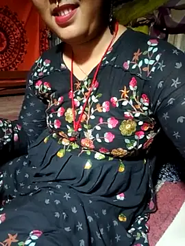 Snapshot of Super-Couple chatting on 03.16.25 Super-Couple online show from 03.16.25