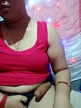 Snapshot of Super-Couple chatting on 11.01.25 Super-Couple online show from 11.01.25