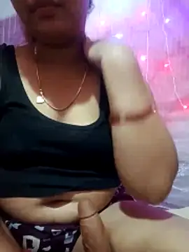 Snapshot of Super-Couple chatting on 11.03.25 Super-Couple online show from 11.03.25