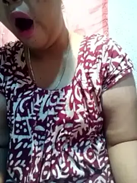 Snapshot of Super-Couple chatting on 12.17.25 Super-Couple online show from 12.17.25