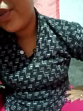 Snapshot of Super-Couple chatting on 12.23.25 Super-Couple online show from 12.23.25