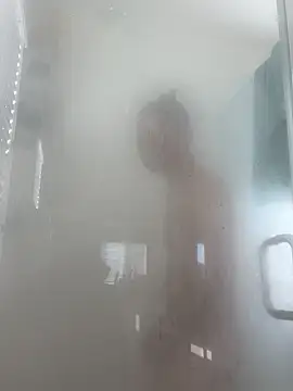 Snapshot of 2Fly4Guy chatting on 02.20.25 2Fly4Guy online show from 02.20.25