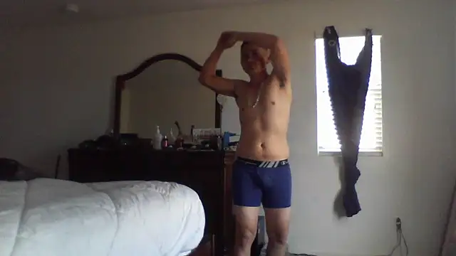 Snapshot of 2Fly4Guy chatting on 02.28.25 2Fly4Guy online show from 02.28.25