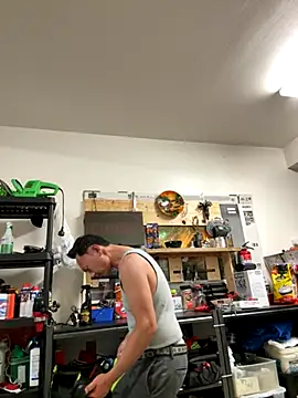 Snapshot of 2Fly4Guy chatting on 10.05.25 2Fly4Guy online show from 10.05.25