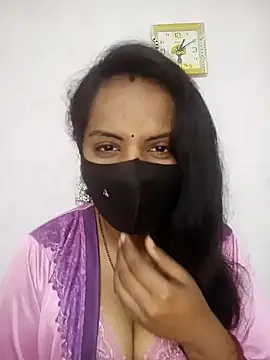 Snapshot of Choclet_bhabhi chatting on 01.05.25 Choclet bhabhi online show from 01.05.25