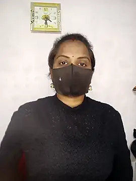 Snapshot of Choclet_bhabhi chatting on 01.06.25 Choclet bhabhi online show from 01.06.25