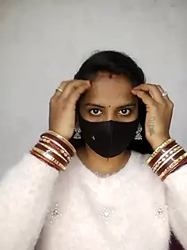 Snapshot of Choclet_bhabhi chatting on 01.12.25 Choclet bhabhi online show from 01.12.25